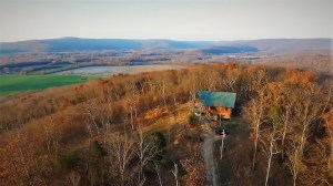 Pelham Pointe Vacation Rental Cabin Monteagle
